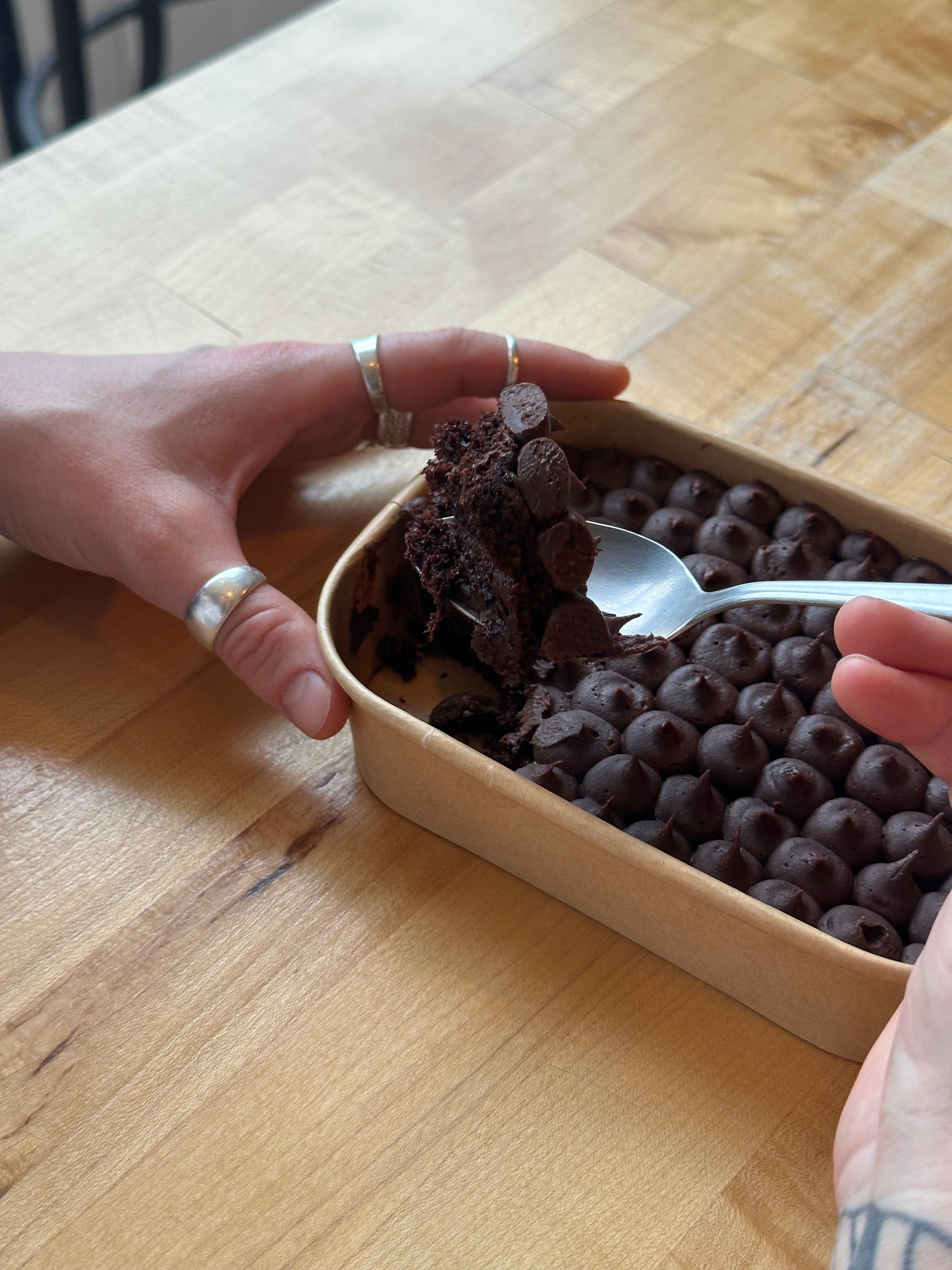 Deep Pan Sourdough Cake